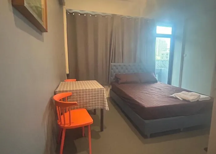 Capricorn Yaowarat Hostel Bangkok